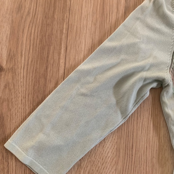 Artistic beaded light blue 3/4 sleeve top - Picture 3 of 9